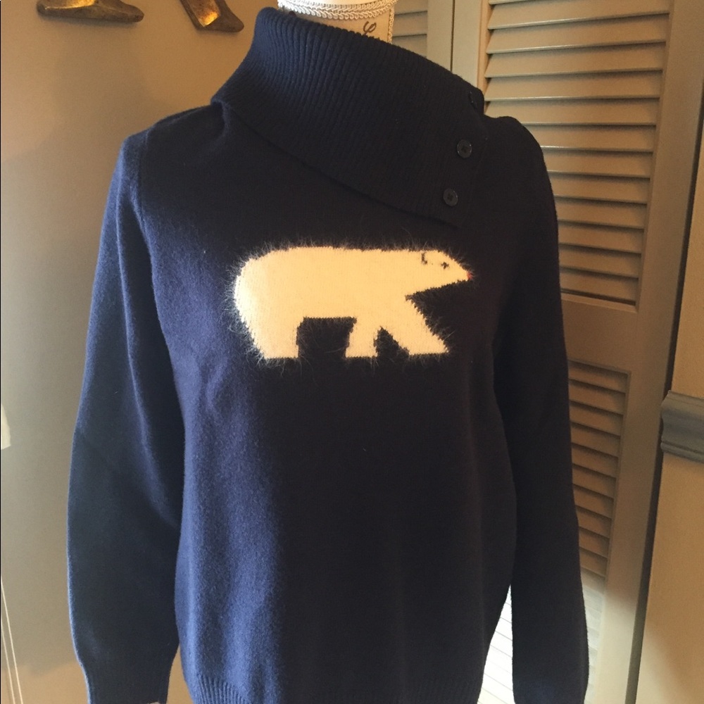 Winter Sweater with Polar Bear Design
